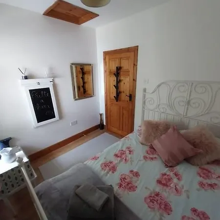 Prázdninový dům Le Petit Cottage, Family Friendly Coastal Getaway