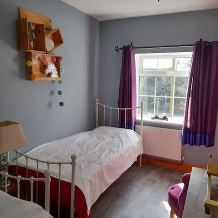 Le Petit Cottage, Family Friendly Coastal Getaway Prázdninový dům Killybegs