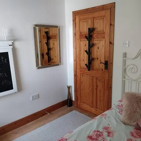 Le Petit Cottage, Family Friendly Coastal Getaway Ferienhaus Killybegs