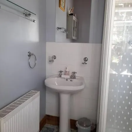 Prázdninový dům Le Petit Cottage, Family Friendly Coastal Getaway *