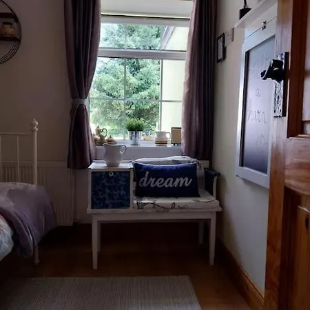 Ferienhaus Le Petit Cottage, Family Friendly Coastal Getaway *