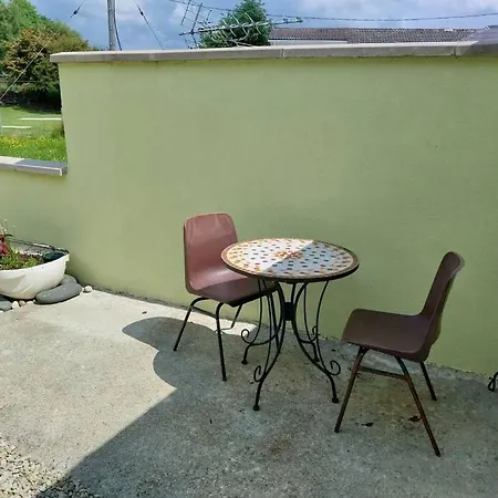 Prázdninový dům Le Petit Cottage, Family Friendly Coastal Getaway *